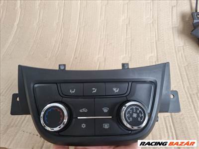 Opel Zafira C Fűtéskapcsoló Digit Klímás 39081561 , A2C1134790001 , 1561 39081561-1561