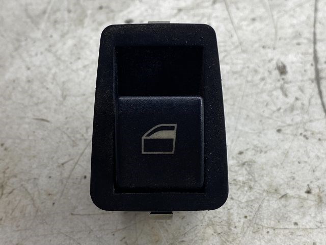 BMW 3 E46 Bal hátsó Ablakemelő Kapcsoló 1. kép