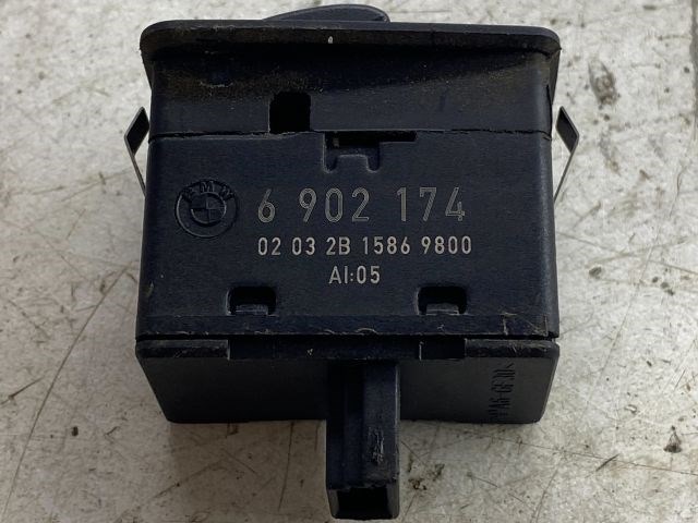 BMW 3 E46 Bal hátsó Ablakemelő Kapcsoló 2. kép