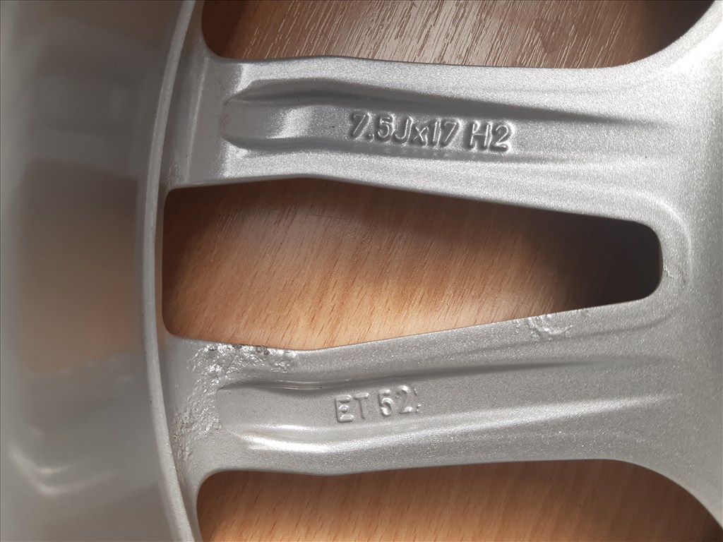  5x112 Alutec alufelni 7,5x17 ET52 Audi Volkswagen Skoda  4. kép