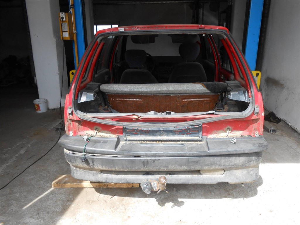 Suzuki SWIFT II Ferdehátú (EA_MA) 1.0 középdob 1. kép