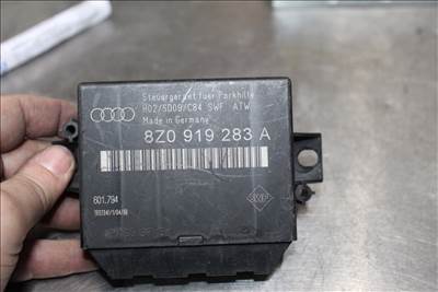 Audi A4 2000-2005 tolatóradar vezérlő    8z0919283a