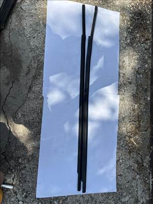 Seat León III Bal hátsó vízlehúzó 