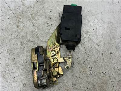 VOLVO S40 Bal hátsó Ajtózár