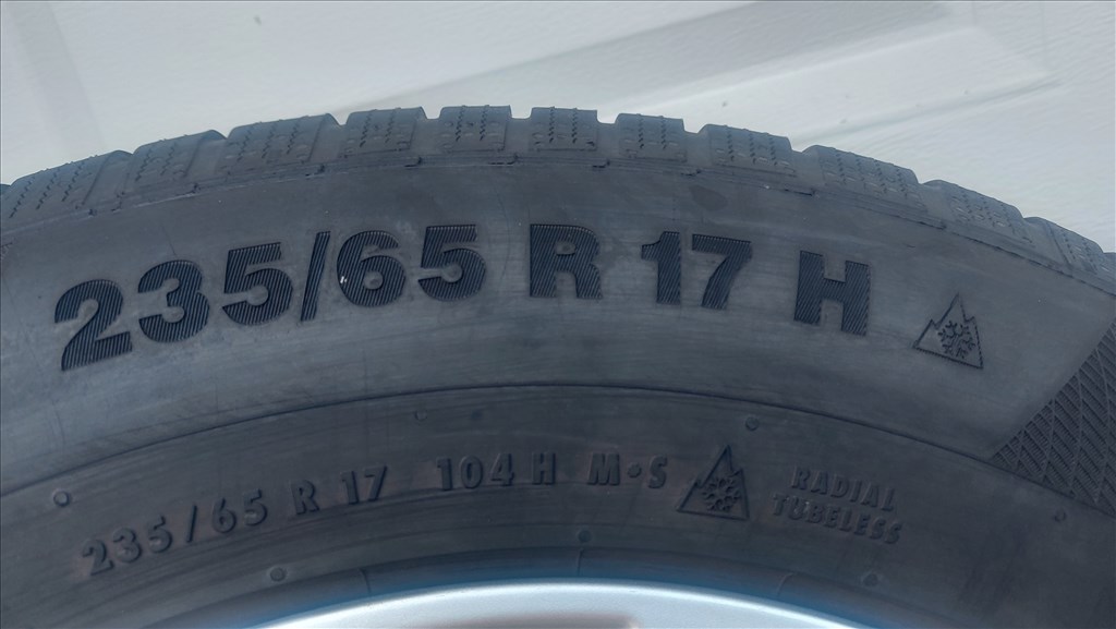 2.Gyári,új , Audi Q5 17" alufelni  téli gumi 5x112   7. kép