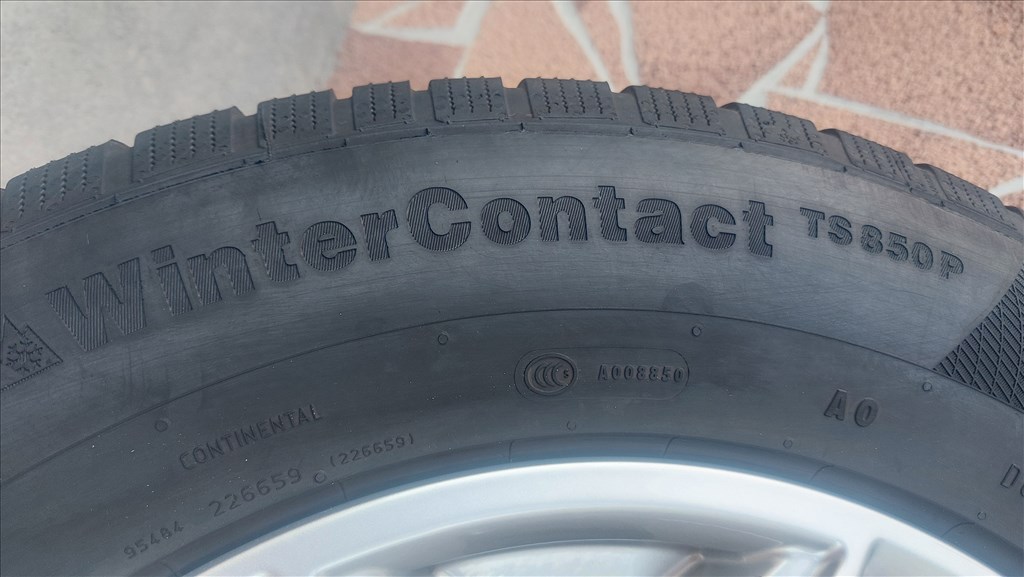 2.Gyári,új , Audi Q5 17" alufelni  téli gumi 5x112   9. kép