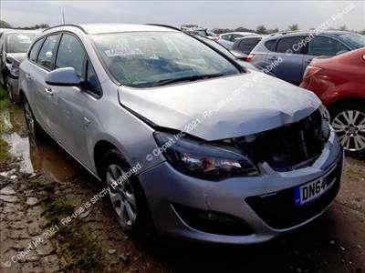 Opel Astra J bontott alkatrészei