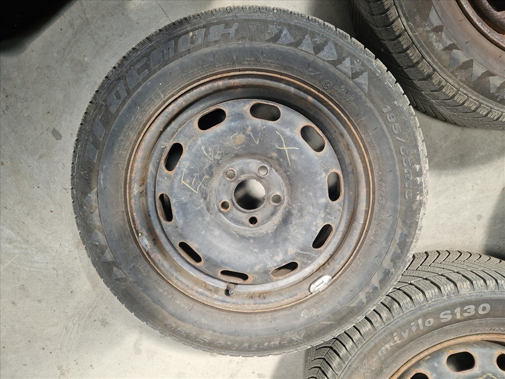  5x100 15" lemezfelni szett Tracmax téli gumikkal (19192, 26163) 3. kép