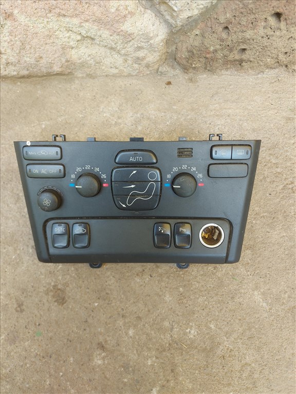 Volvo XC90 D5 AWD Fűtéskapcsoló 3109 8682734 3. kép