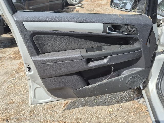 Opel Zafira B 1.8i generátor  10. kép