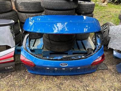 Ford Focus Mk4 FORD FOCUS IV Csomagtérajtó (Részeivel)