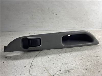 NISSAN ALMERA TINO Bal hátsó Ablakemelő Kapcsoló