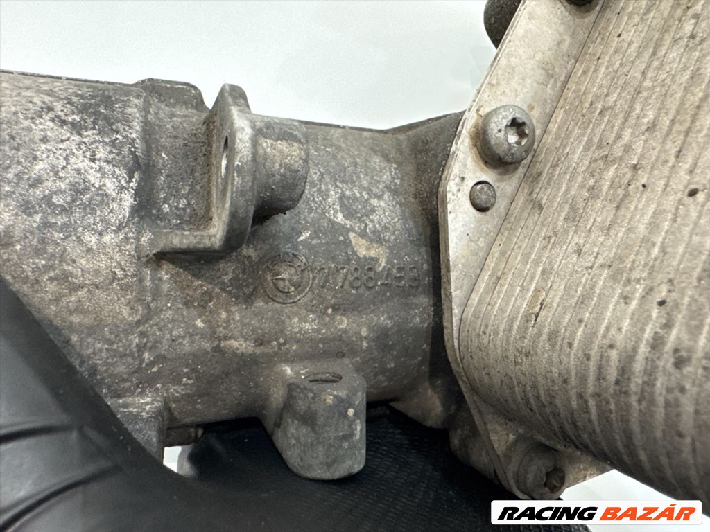 BMW E60 E61 535d 306D4 272le olajszűrő ház 7788453 4. kép