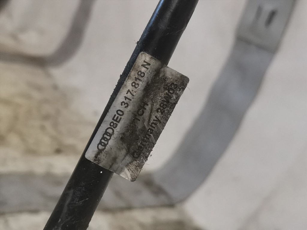 AUDI A4 Avant II (8E5/ B6) 2.5 TDI Automata Váltó Olaj Cső #39162# 8E0317818N 7. kép