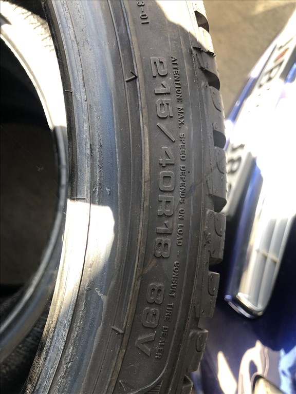  215/4018" újszerű Goodyear téli gumi gumi 3. kép