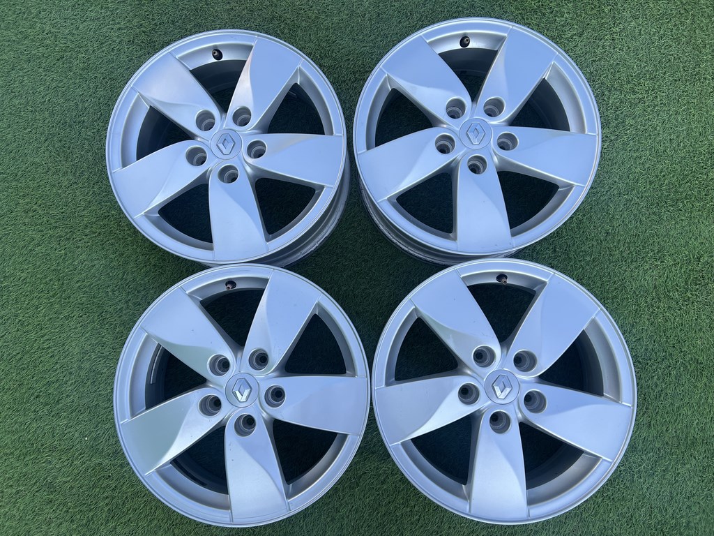 5x114.3 16" Renault gyári alufelni 6,5Jx16h2 ET47 1. kép