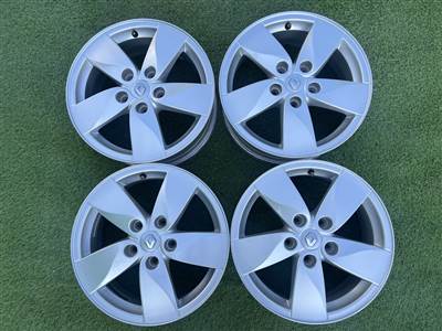 5x114.3 16" Renault gyári alufelni 6,5Jx16h2 ET47