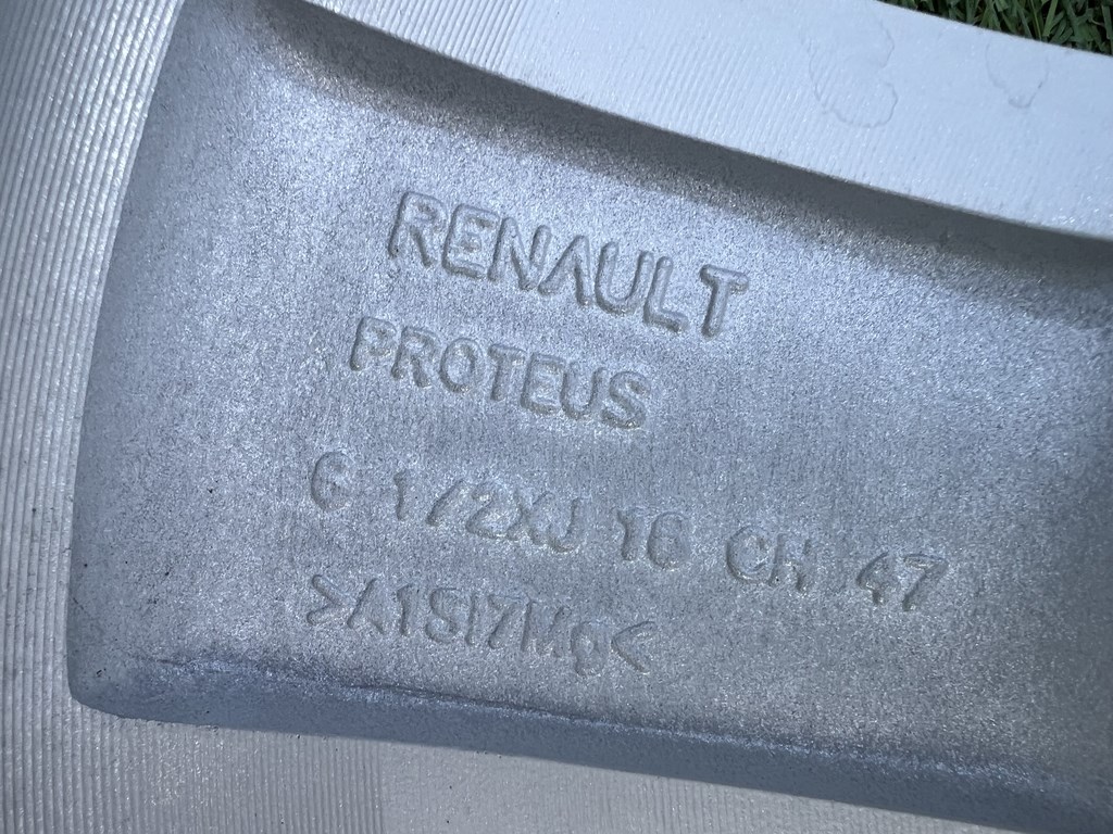 5x114.3 16" Renault gyári alufelni 6,5Jx16h2 ET47 7. kép