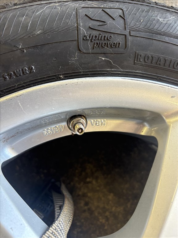 Audi A1 (8X) pótkerék  2. kép