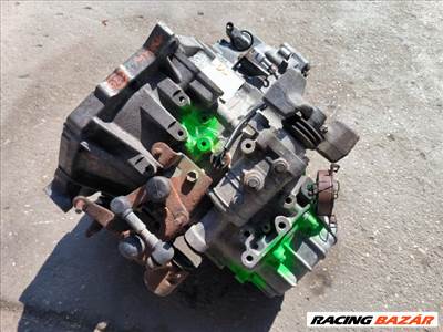 Toyota Yaris (XP90) Váltó Mechanikus