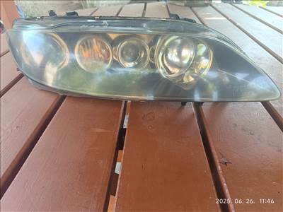 Mazda6 első fényszóró