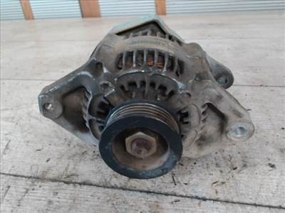 SUZUKI SWIFT 96-05 Generátor.benzines