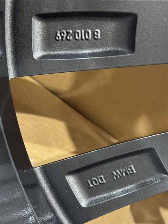 R20 Original BMW 9.5J ET43 - 8010269 2db felni alufelni 5. kép