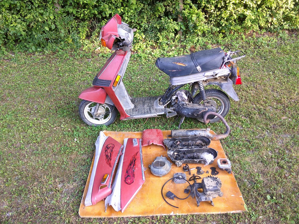 PUCH LIDO VARIO NAGYON HIÁNYOS ÁLLAPOTBAN-ROSSZ MOTORRAL NAGYON OLCSÓN 5. kép