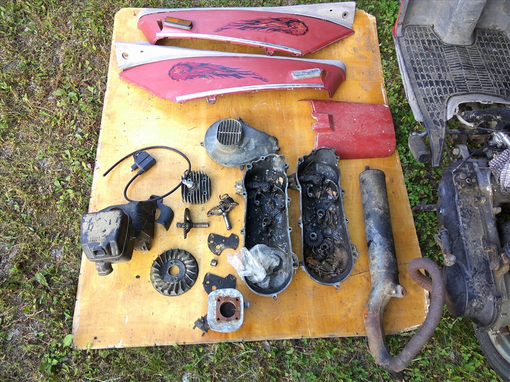 PUCH LIDO VARIO NAGYON HIÁNYOS ÁLLAPOTBAN-ROSSZ MOTORRAL NAGYON OLCSÓN 7. kép