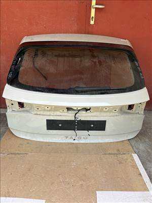 Volkswagen Taigo ajtó 