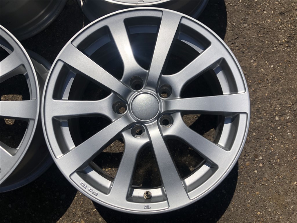 4db Platin 16" Audi - Skoda - VW alufelni. (3954) 2. kép