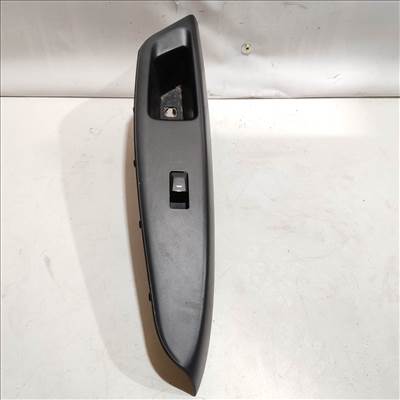 199947 Kia Rio 2011-2017 jobb első ablakemelő kapcsoló 827401W010