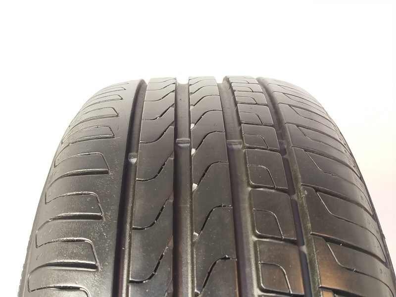 Pirelli Cinturato P7 215/55 R17  1. kép