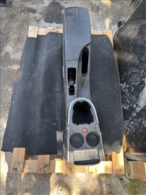 Seat Altea könyöklő 