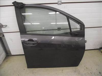 Toyota Yaris 3 jobb első ajtó 2012-2020 1G3