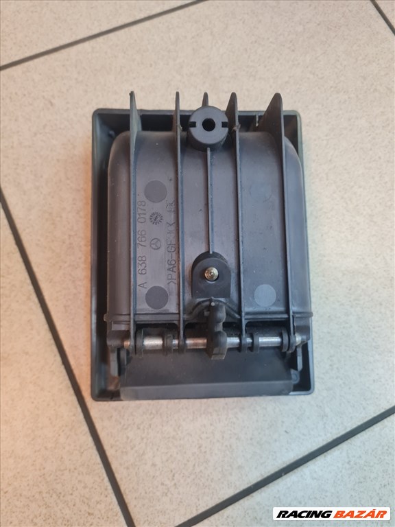 Mercedes Vito 638 Tolóajtó Belső kilincs  3. kép