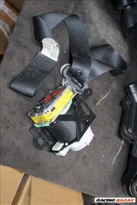 Toyota Yaris II 2006-2011 bal első  biztonsági öv   732200d120