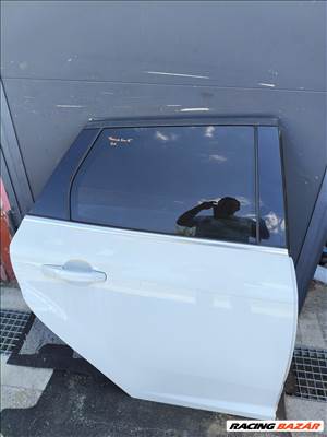 Ford Focus Mk3 jobb hátsó ajtó kombi