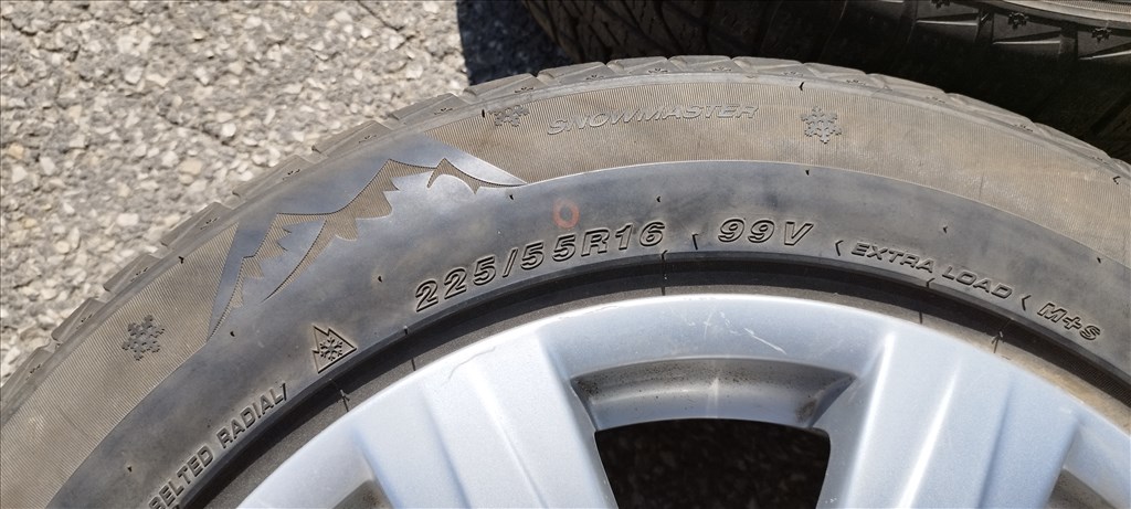 Audi 16" gyári alufelni 5×112 osztókörrel használható téli gumikkal eladó! 5. kép