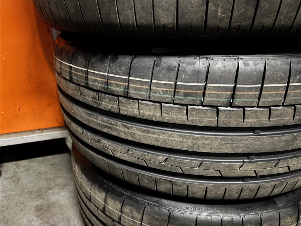  5x112 lyukosztású 23" új (gyári felni) alufelni, rajta 285/35 újszerű Continental nyári gumi gumi  11. kép