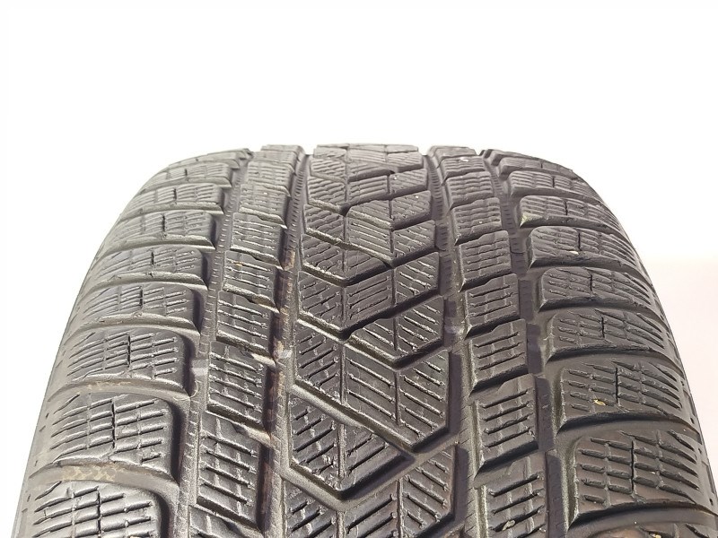 Pirelli Scorpion Winter 265/45 R20  1. kép