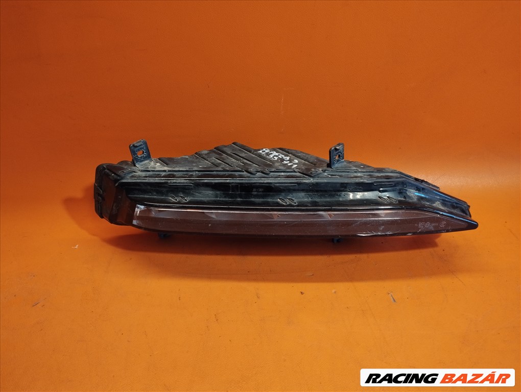 Superb 3 jobb led ködlámpa 3V0941700B (M.35.911) 1. kép