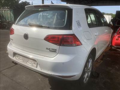 Volkswagen Golf VII (A7 Typ 5G) bontott alkatrészei