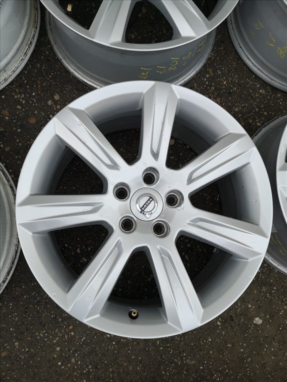 5x108 17 Gyári Volvo,Ford alufelni 145000ft a 4db/185/ 4. kép