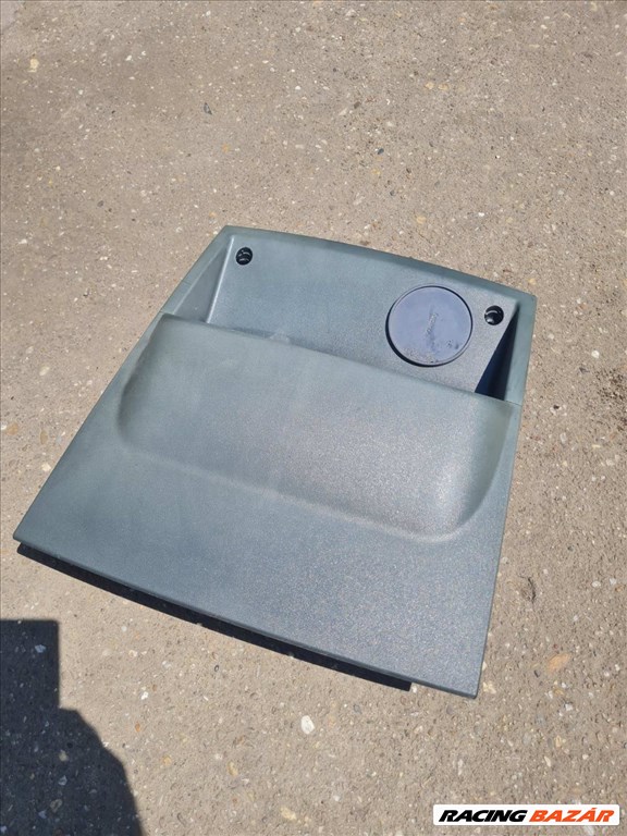 Mercedes Vito 639 Műszerfal Felső Tároló 3. kép