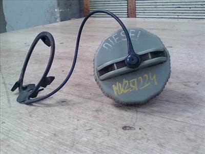 MAZDA 3 03.10-06.06 Tanksapka