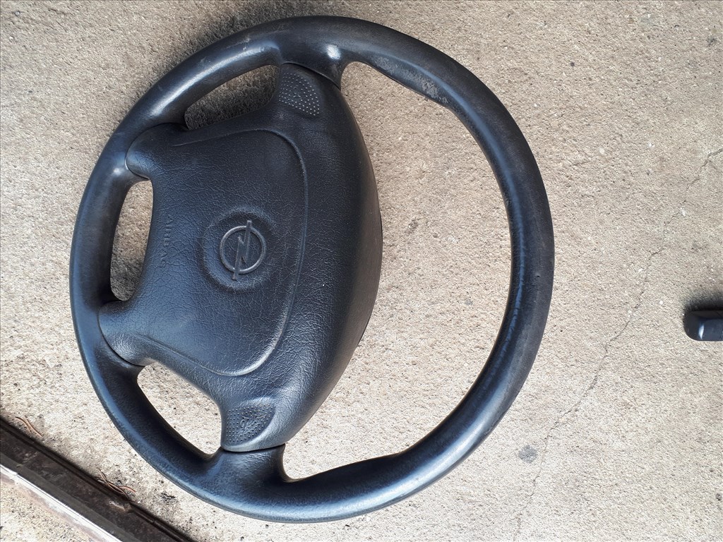 Opel Astra F 1998  kormánykerék légzsákkal  1. kép