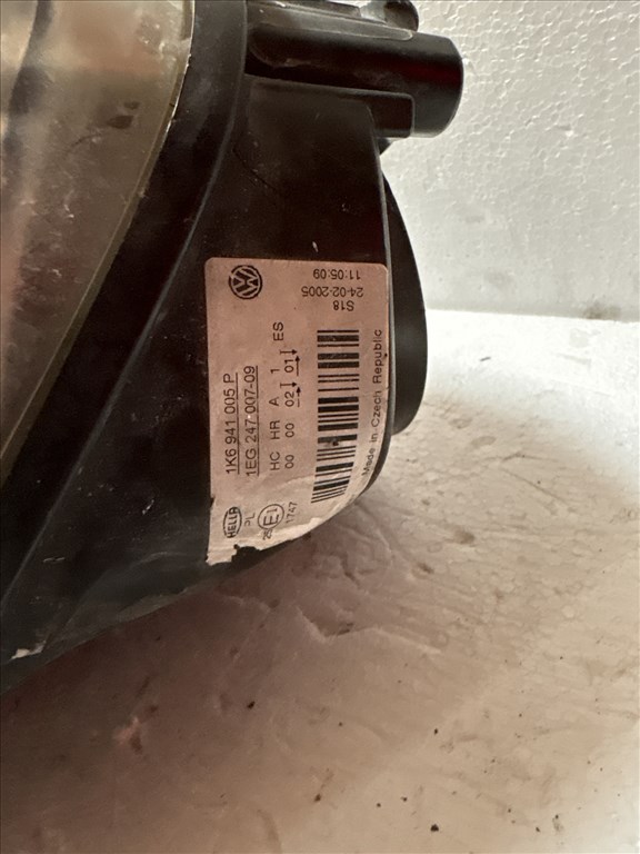 12160 Volkswagen Golf V. 2003-2008 Lámpa , Fényszóró   Bal első  1K6941005 4. kép