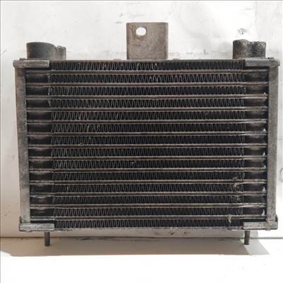 136252 Alfa Romeo GT , 147 1,9 16v Diesel motorolaj hűtő, cső rögzítő csavarok bele vannak törve!!!! 46830020