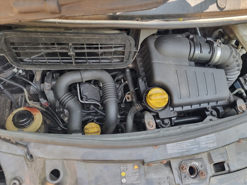 Renault Trafic, Opel Vivaro, M9R780 M9R7 motor  1. kép